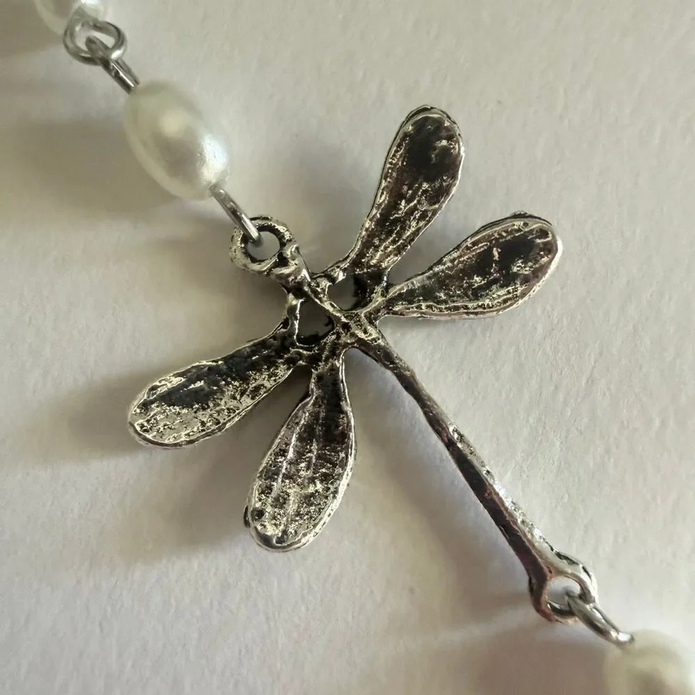 Dragonfly Faux Pearl Anklet in Silver Tone